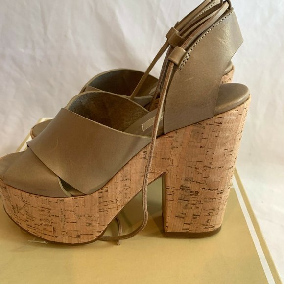 Michael Kors Collection MK 18044 Wedge Strappy Sandals size 38 US 8 $825 - Picture 4 of 7
